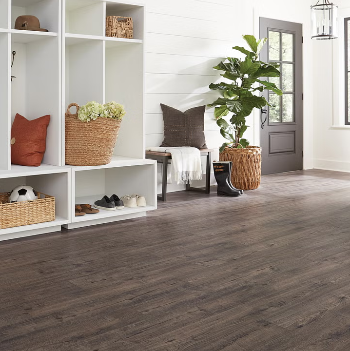 Ac4 Laminate Flooring For School Projects: What Buyers Usually Prioritize 2 image.png