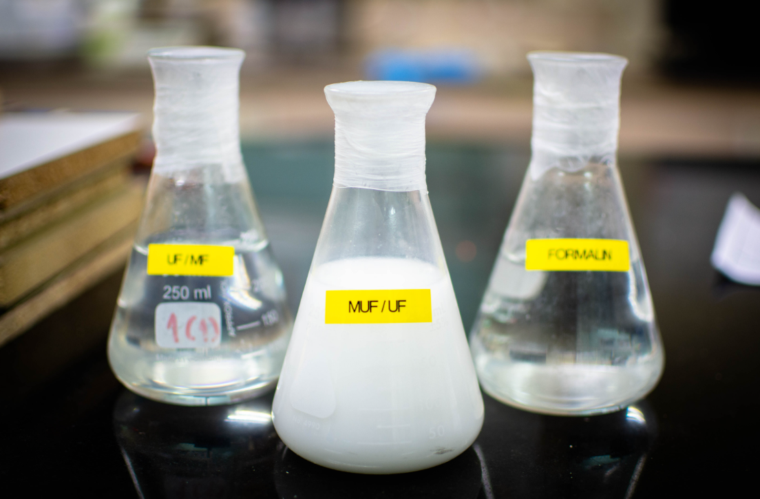 Plywood Glue Types Explained: UF vs MUF vs PF for Export Buyers 1 931a9a76 3f3b 4754 a3ed 887b38a554ac